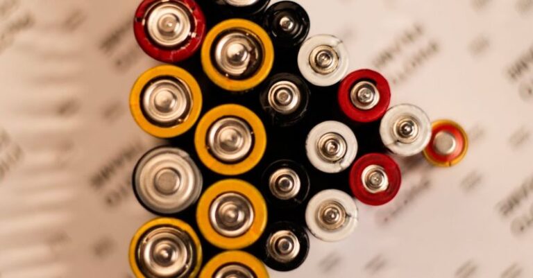 Battery - Batteries Lot